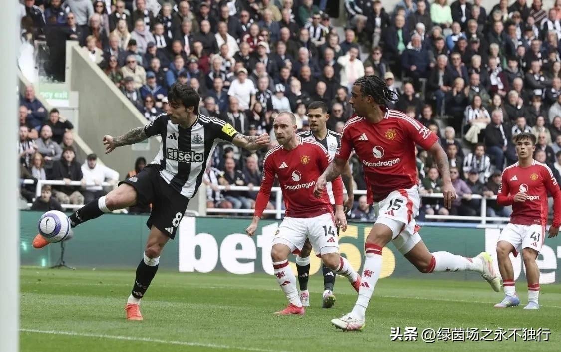 曼联客场全取三分，前四席位争夺仍悬念重重