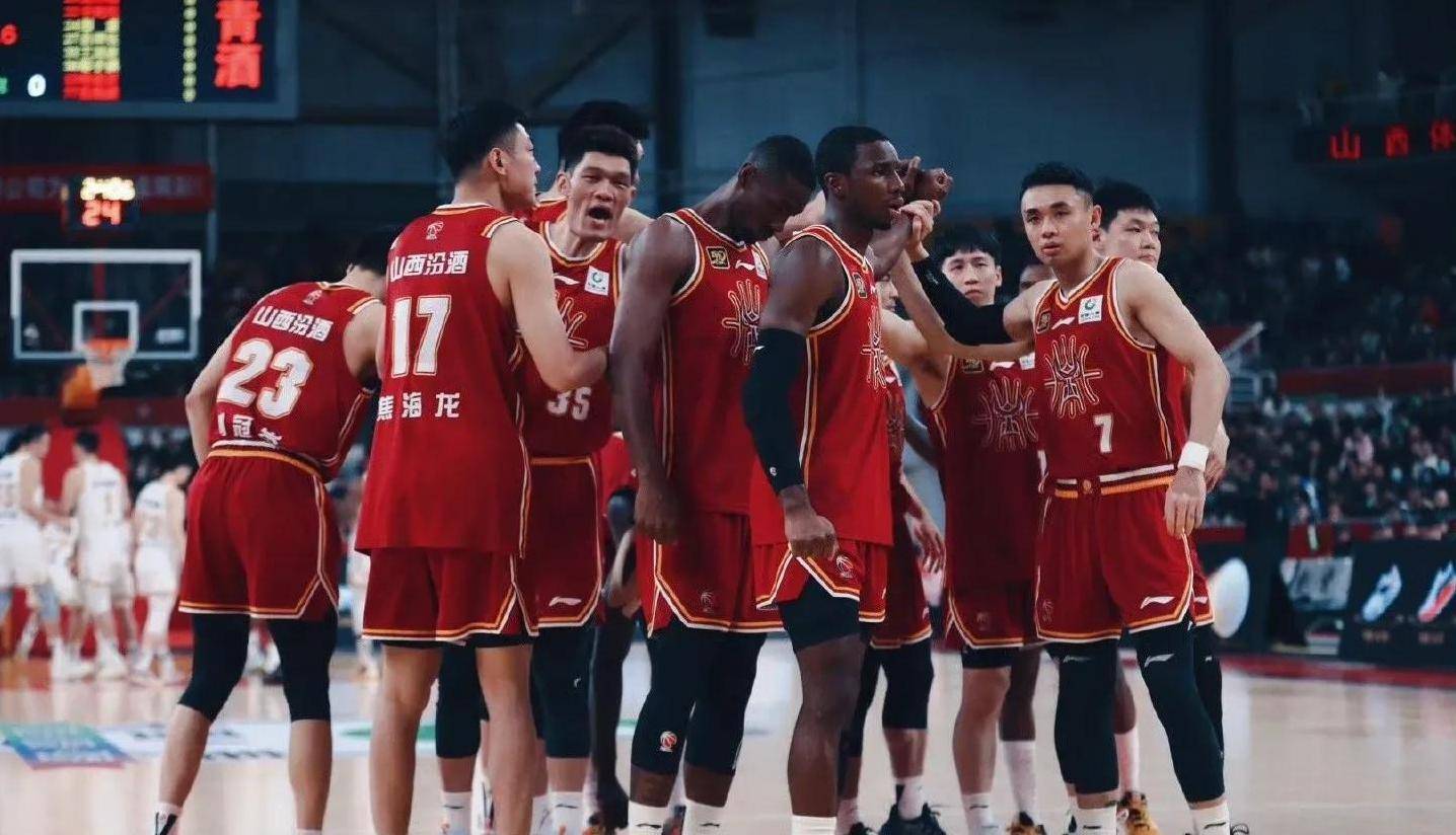 关于技巧与团队合作的巅峰对决，篮球场上的风云变幻的信息