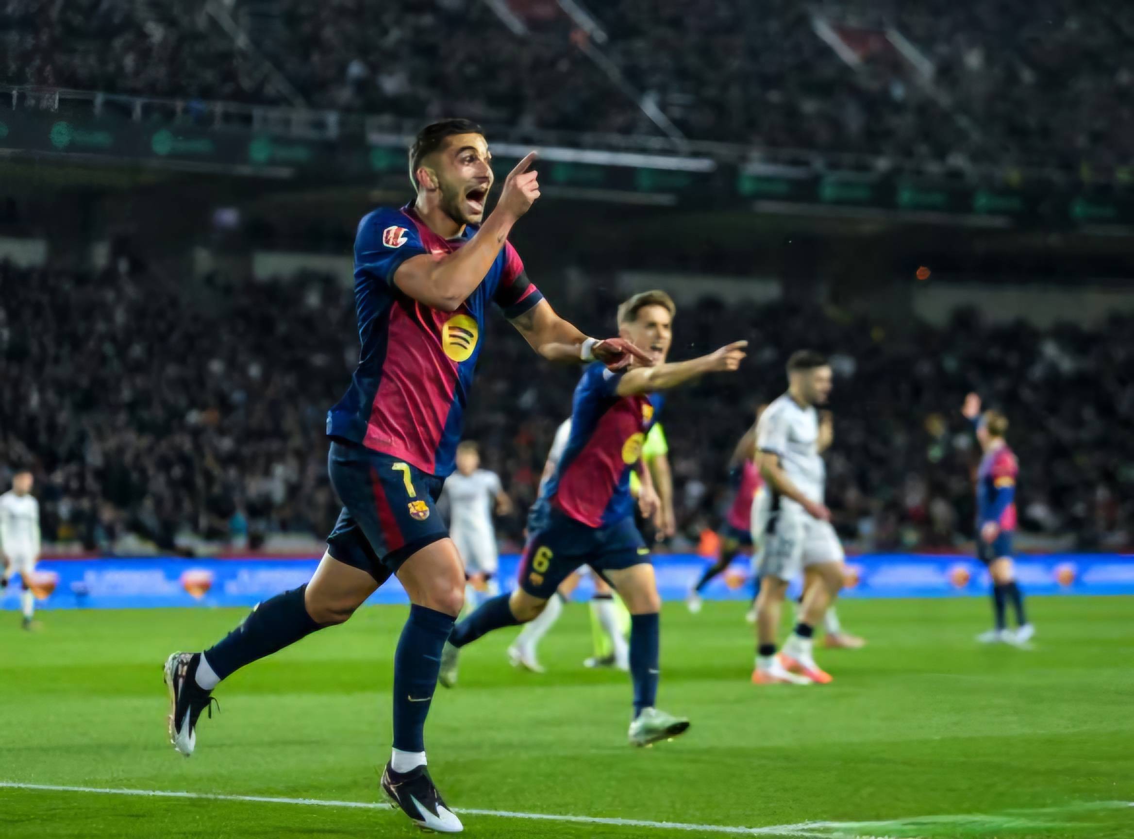 巴萨遭遇惊险时刻，尴尬遭遇击败