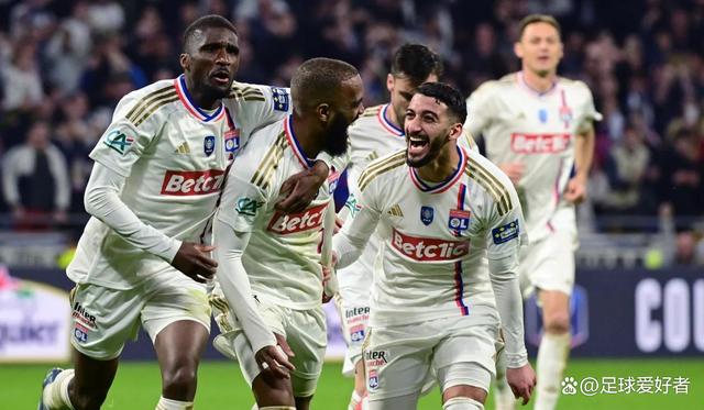 关于里昂胜平摩纳哥，力保不败纪录的信息