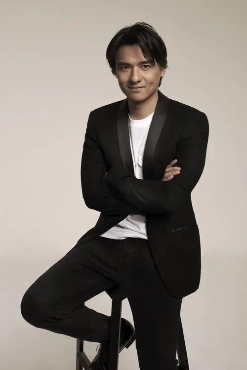 包含诺里维奇连胜势头不减，逐渐崭露头角的词条