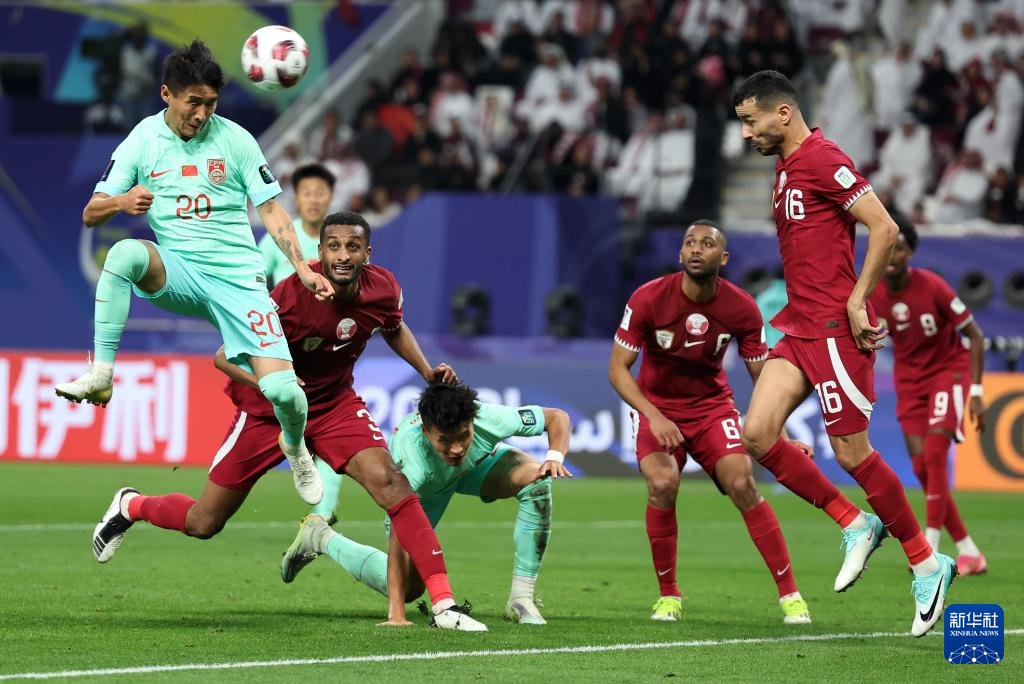 国足遭遇库里登顶，亚洲杯局势紧张的简单介绍