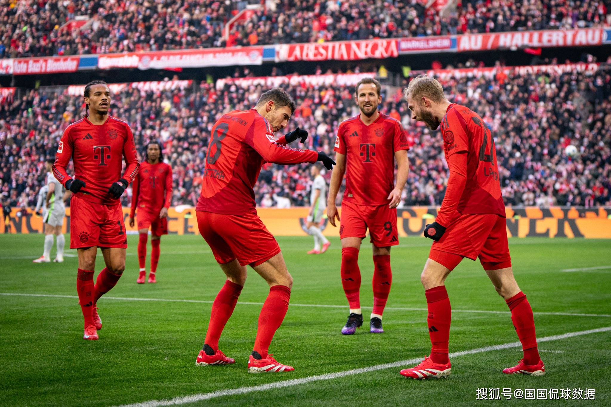 拜仁憾负巴黎,欧冠夺冠梦碎! 拜仁憾负巴黎,欧冠夺冠梦碎!