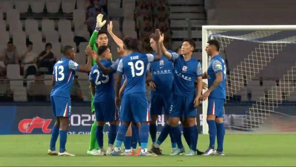 关于上海申花1-2败于墨尔本胜利，亚冠小组赛小组赛三连败的信息