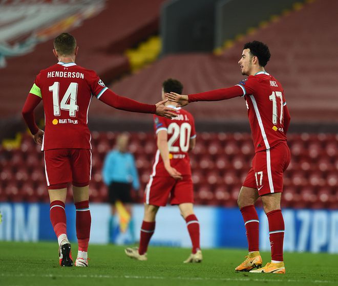 包含摩纳哥横扫阿贾克斯，成功晋级下一轮比赛的词条