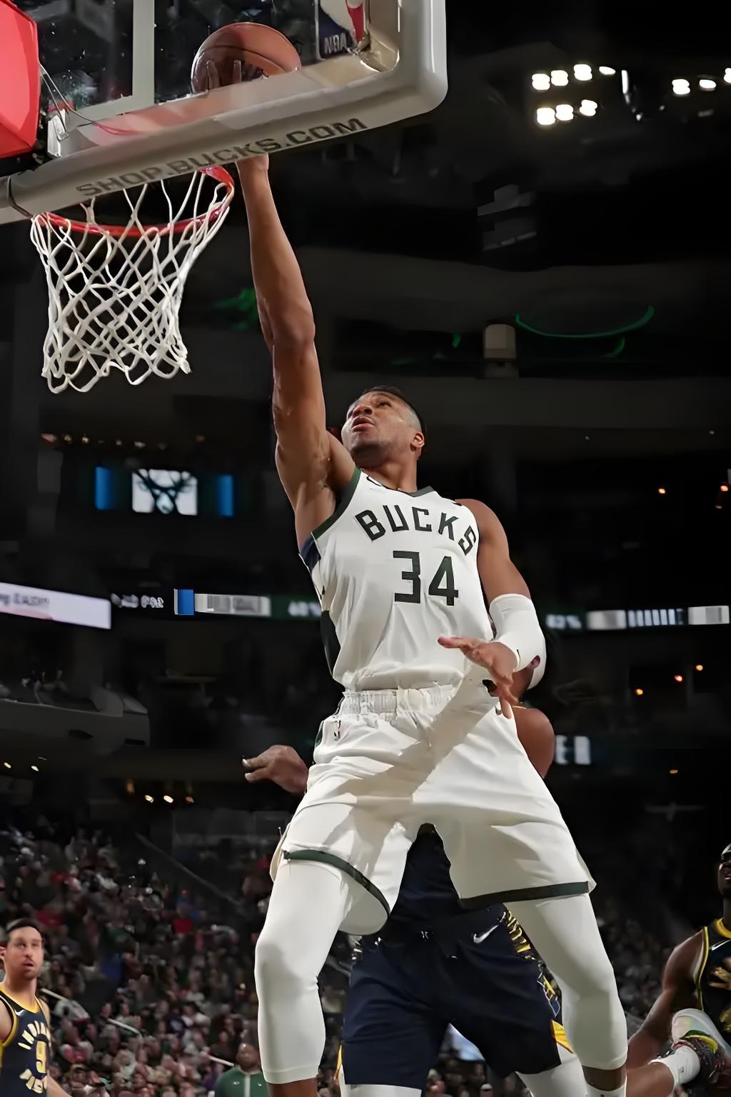 关于雄鹿力克76人，字母哥全面发挥的信息