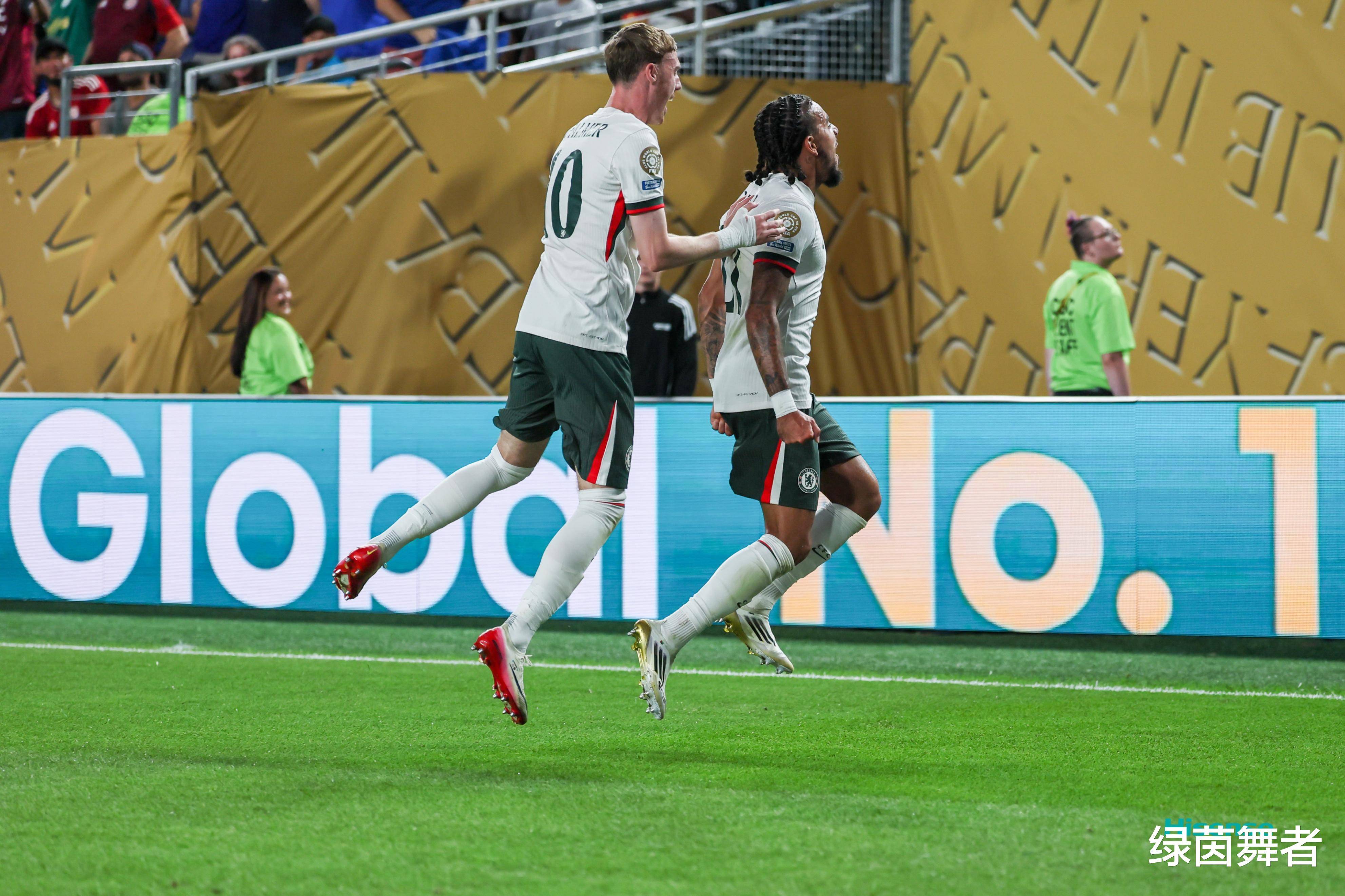 切尔西鏖战法国，格拉利什制霸全场