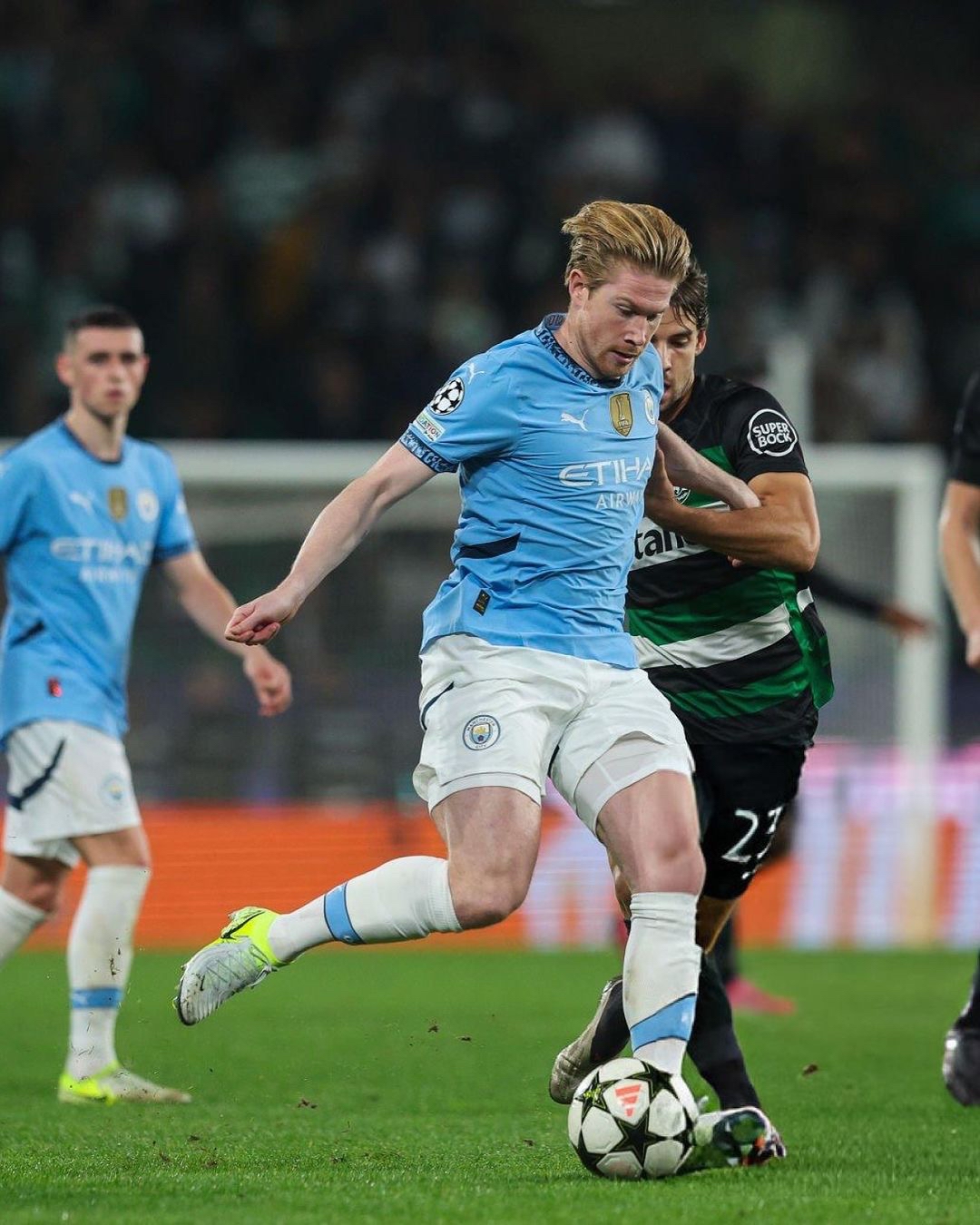 利物浦鏖战巴西，德布劳内点燃赛场