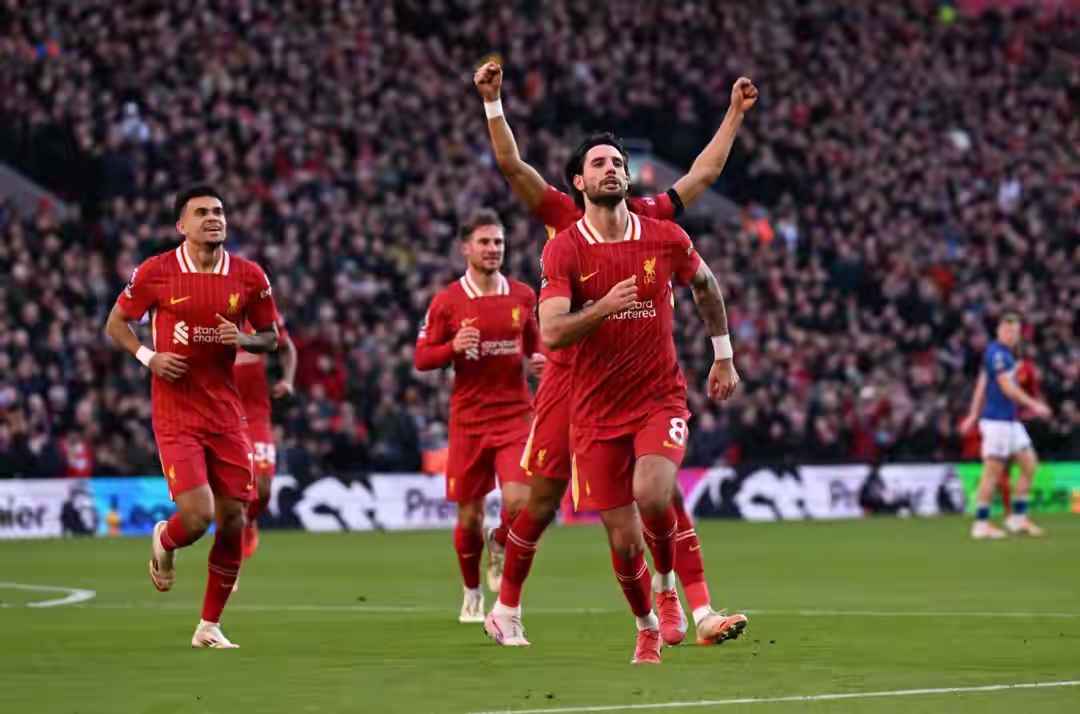 利物浦鏖战巴西，德布劳内点燃赛场