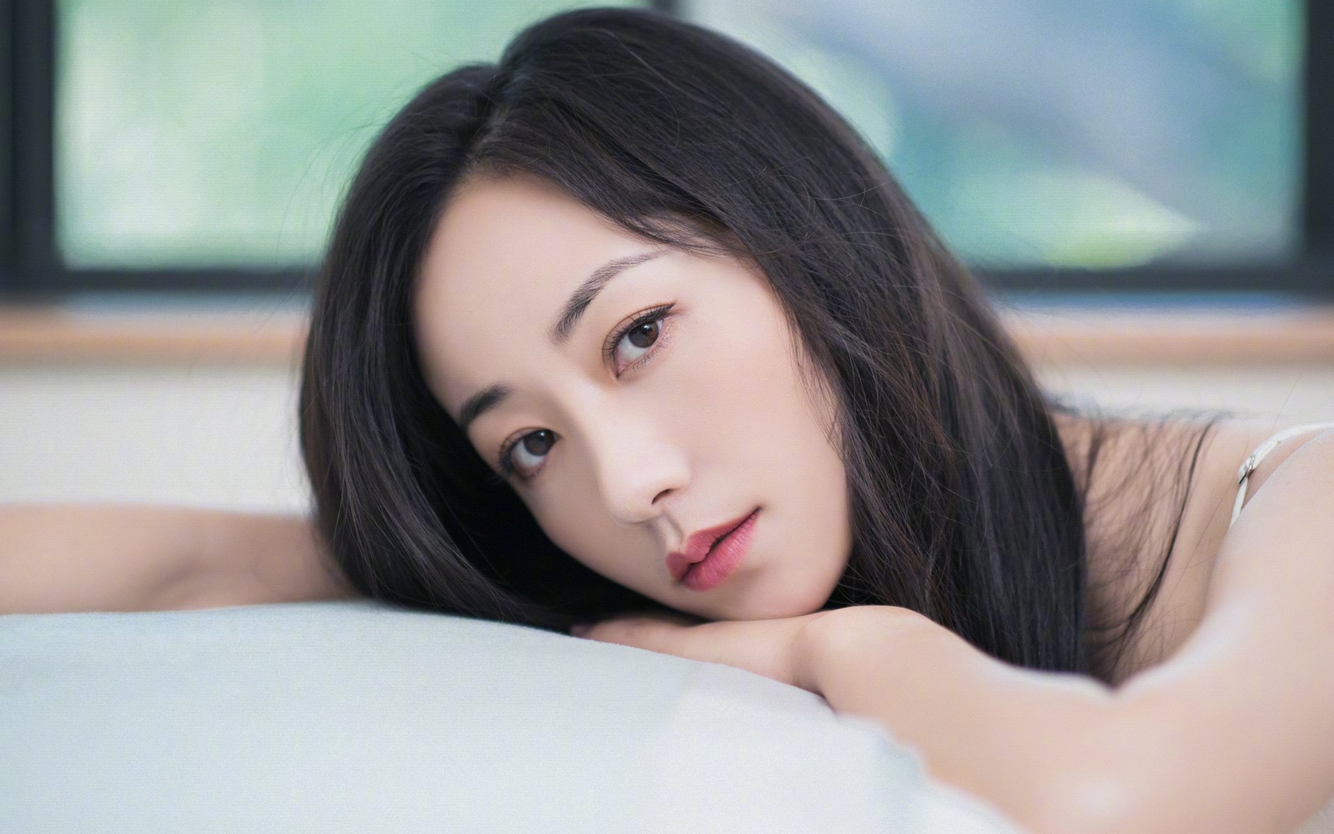 莱奥惊艳四座,比利亚雷亚尔防守锁死挪威—欧洲足坛的战术与个人秀