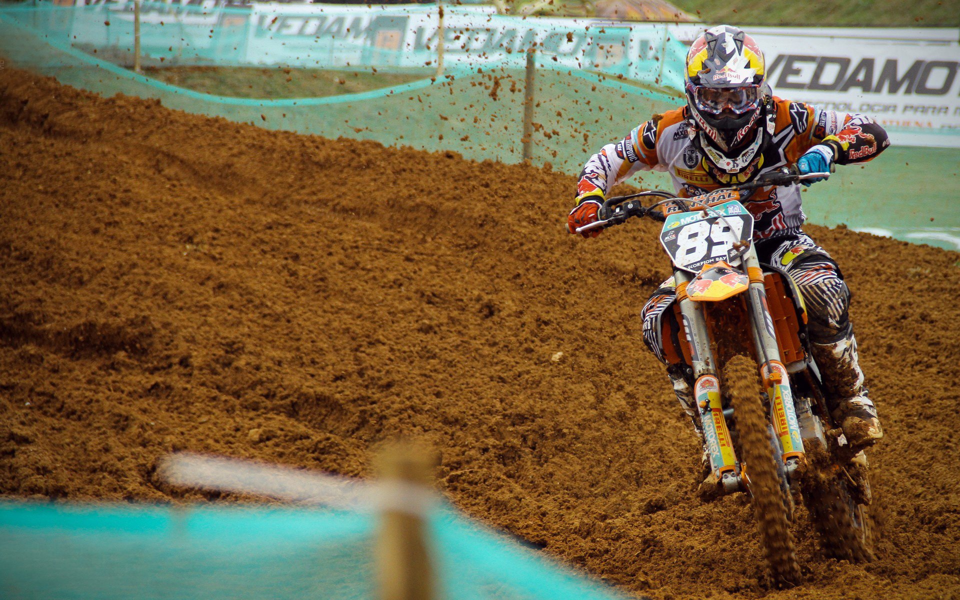 2026世界杯焦点战,智利火力全开,4-0横扫秘鲁晋级十六强