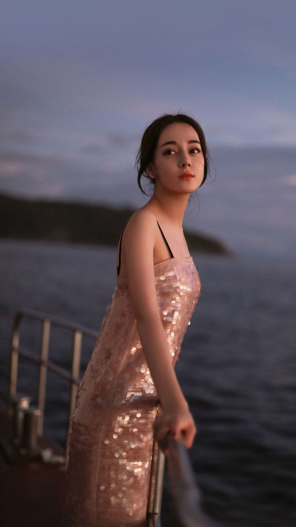 突破与团队，当塔图姆的尖刀遇上湖人的铁壁