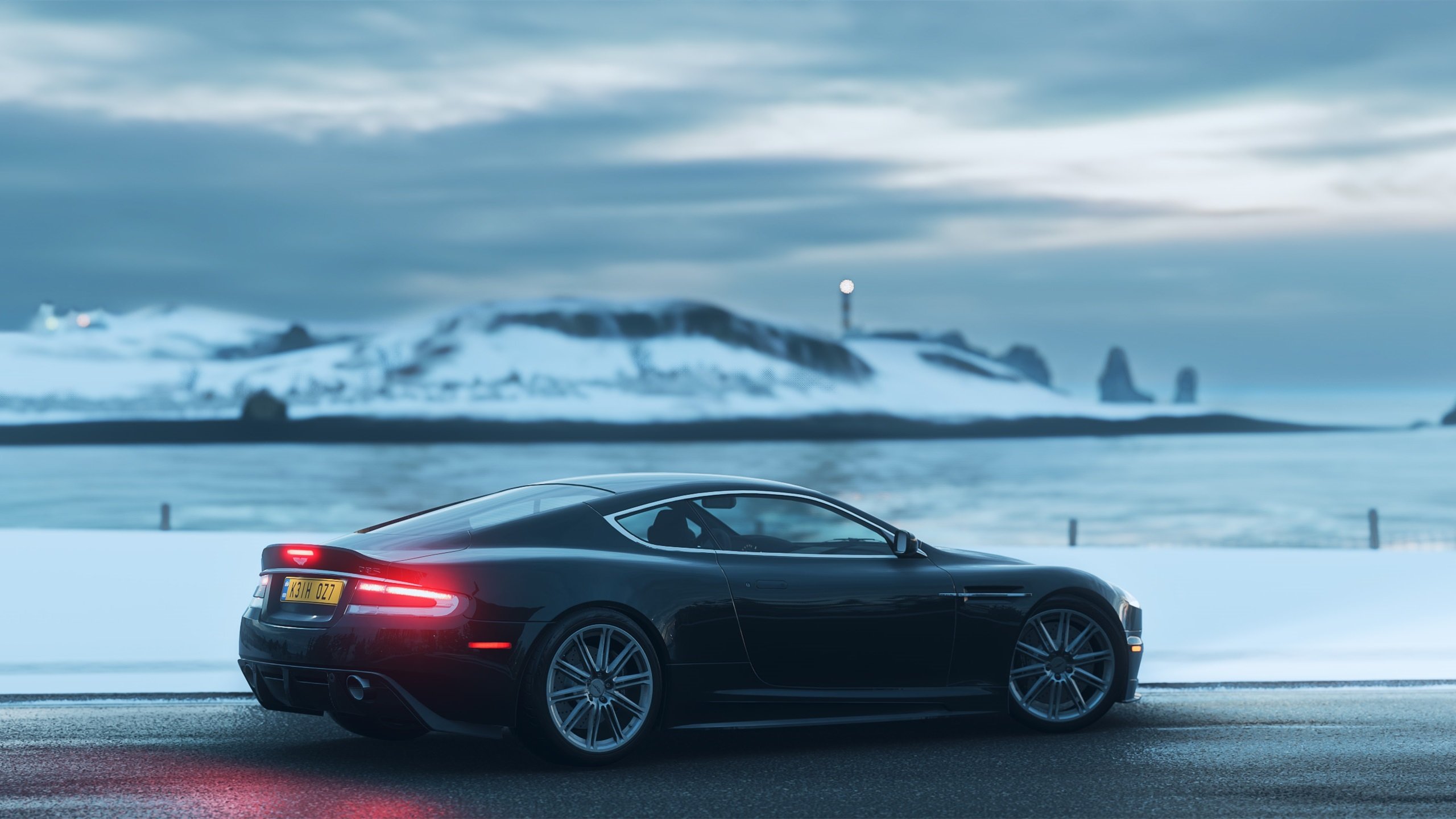 绿茵场上的两种核心力量，瑞典的团队堡垒与坎特的单点爆破